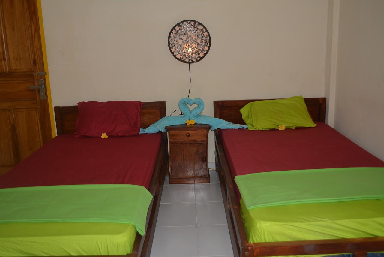 קוטה לומבוק Repag Wayan Canggu Hostel מראה חיצוני תמונה