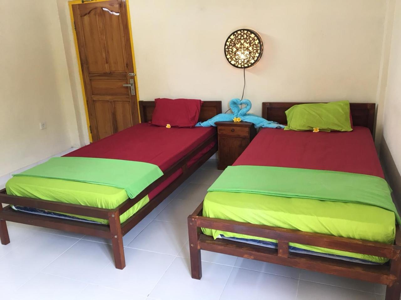 קוטה לומבוק Repag Wayan Canggu Hostel מראה חיצוני תמונה
